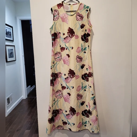 Vintage Dresses | Vintage 1970s Plum, Ivory, Funky Floral Maxi Dress Gown | Color: Cream/Purple | Size: XL | Pm-48259721'S Closet